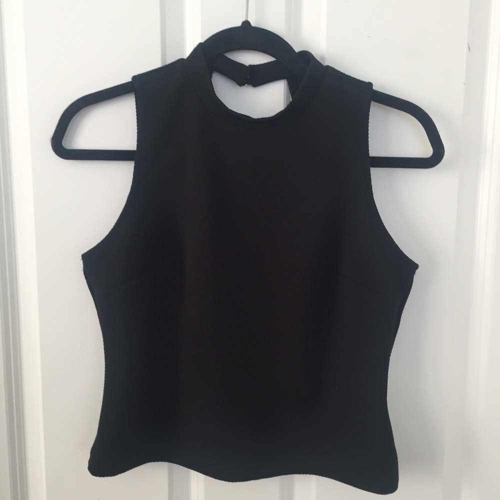 2/$10 | Mossimo | Sleeveless Crop | Size M